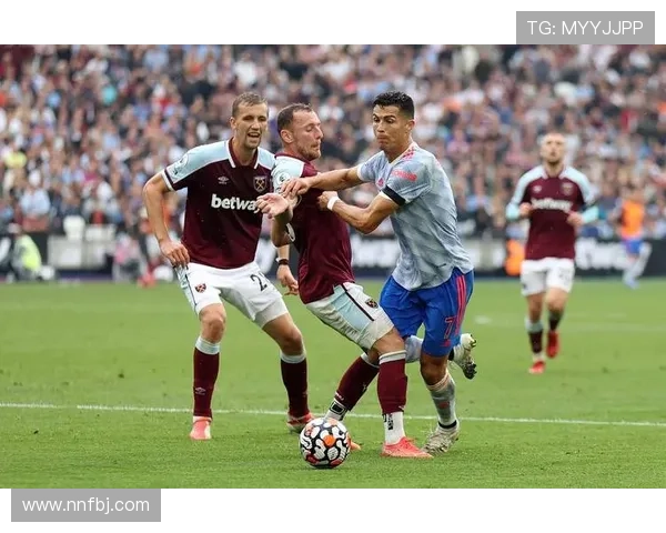 诺布尔重返英超赛场，状态回暖期待在新赛季中再创辉煌