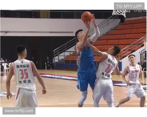 山东泰山中场控制不足，比赛节奏掌控力受限，攻防转换效率承压