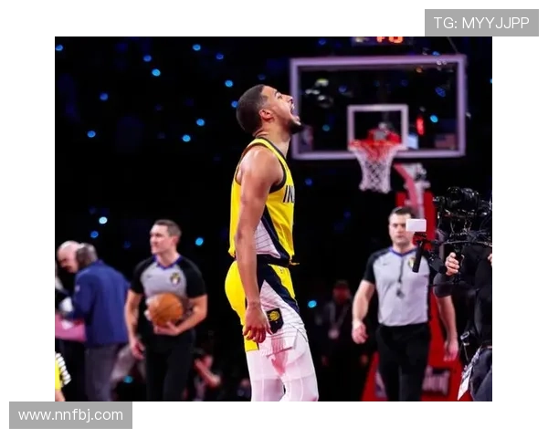 利拉德比库里更常挡拆单打拉开进攻