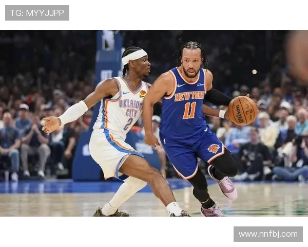 杰伦·布伦森挡拆创造多次空位投篮，助力球队提升三分命中率