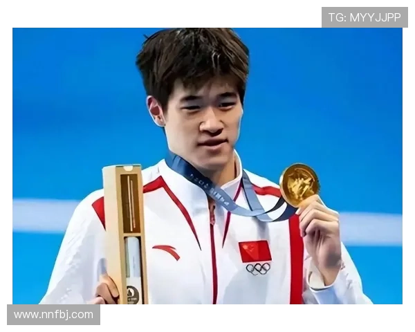 潘展乐，训练室里比娱乐圈还拼命的那位，你敢信他的生活竟然能这么“接地气”？